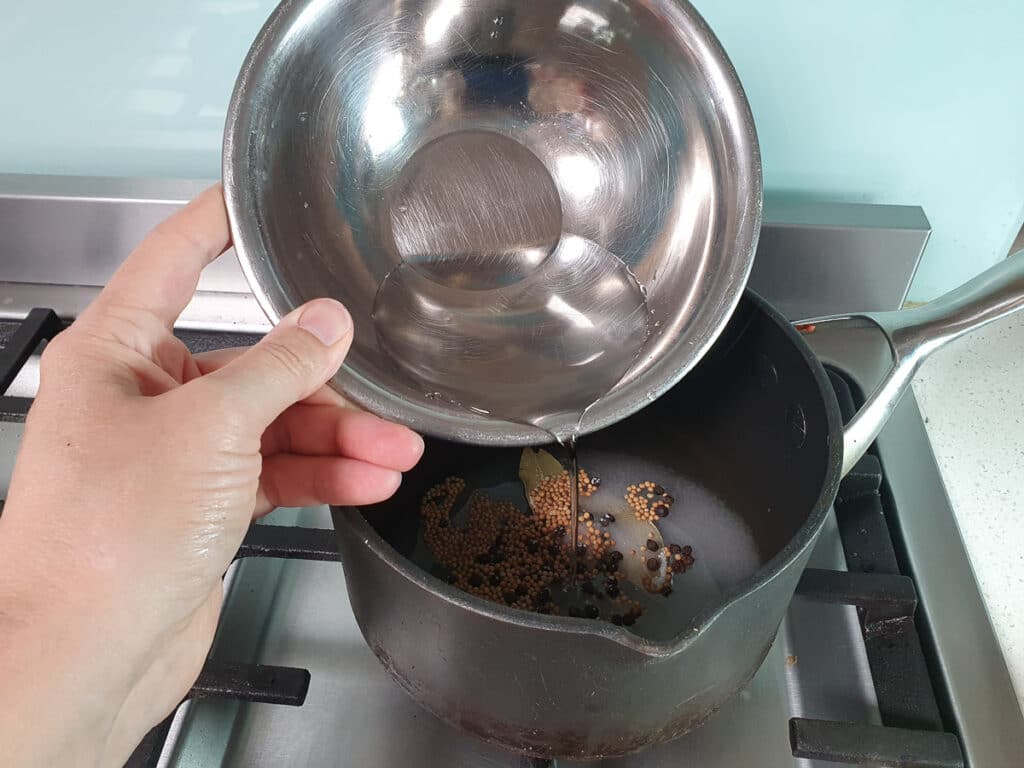 Refrigerator pickled beets 7 Adding water to pot