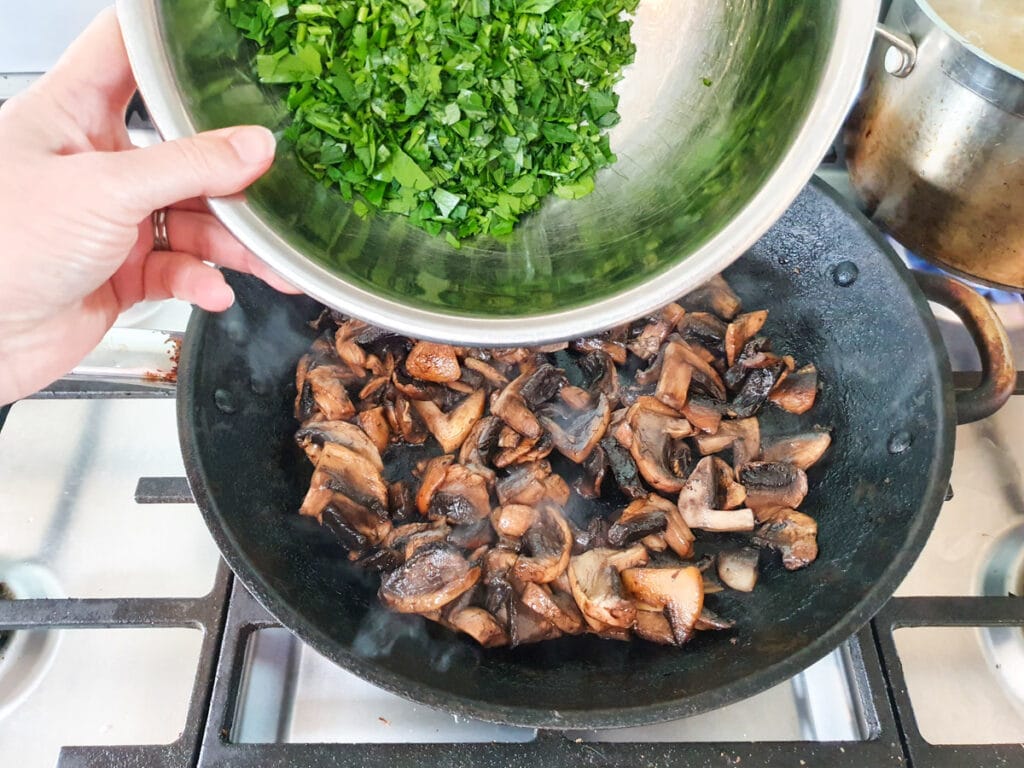 Mushroom Aglio Olio 10