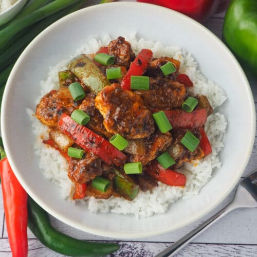 Chilli Chicken Gravy 18 Close up chicken.